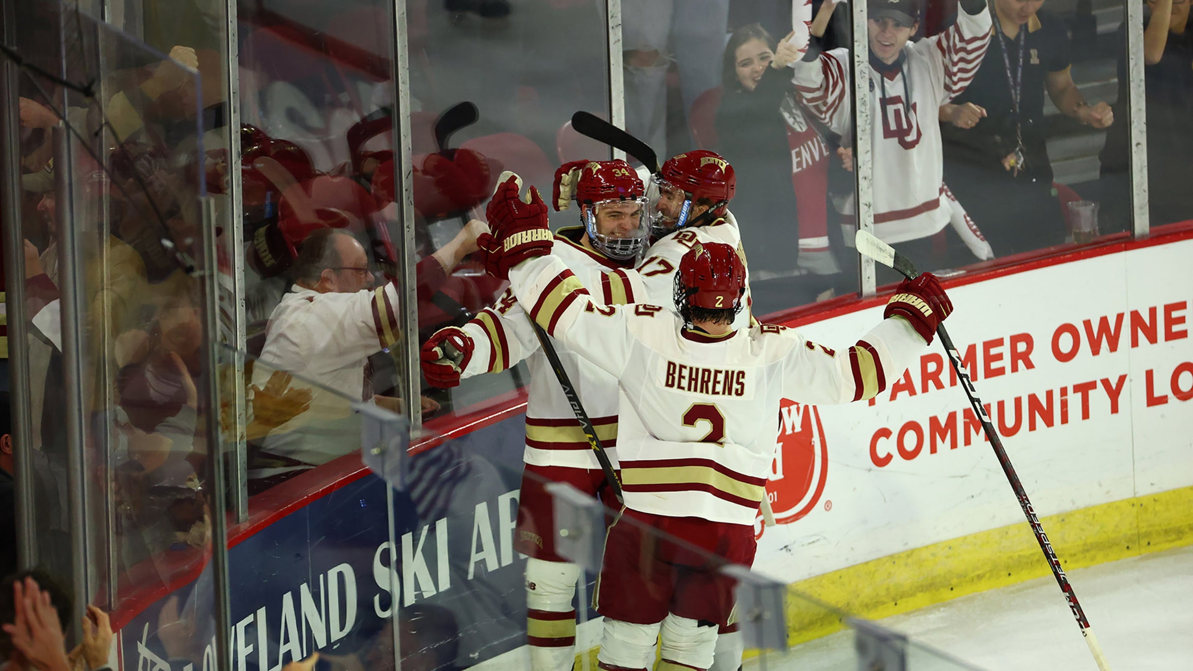 Denver Pioneers Hockey vs. Nebraska Omaha Mavericks Hockey