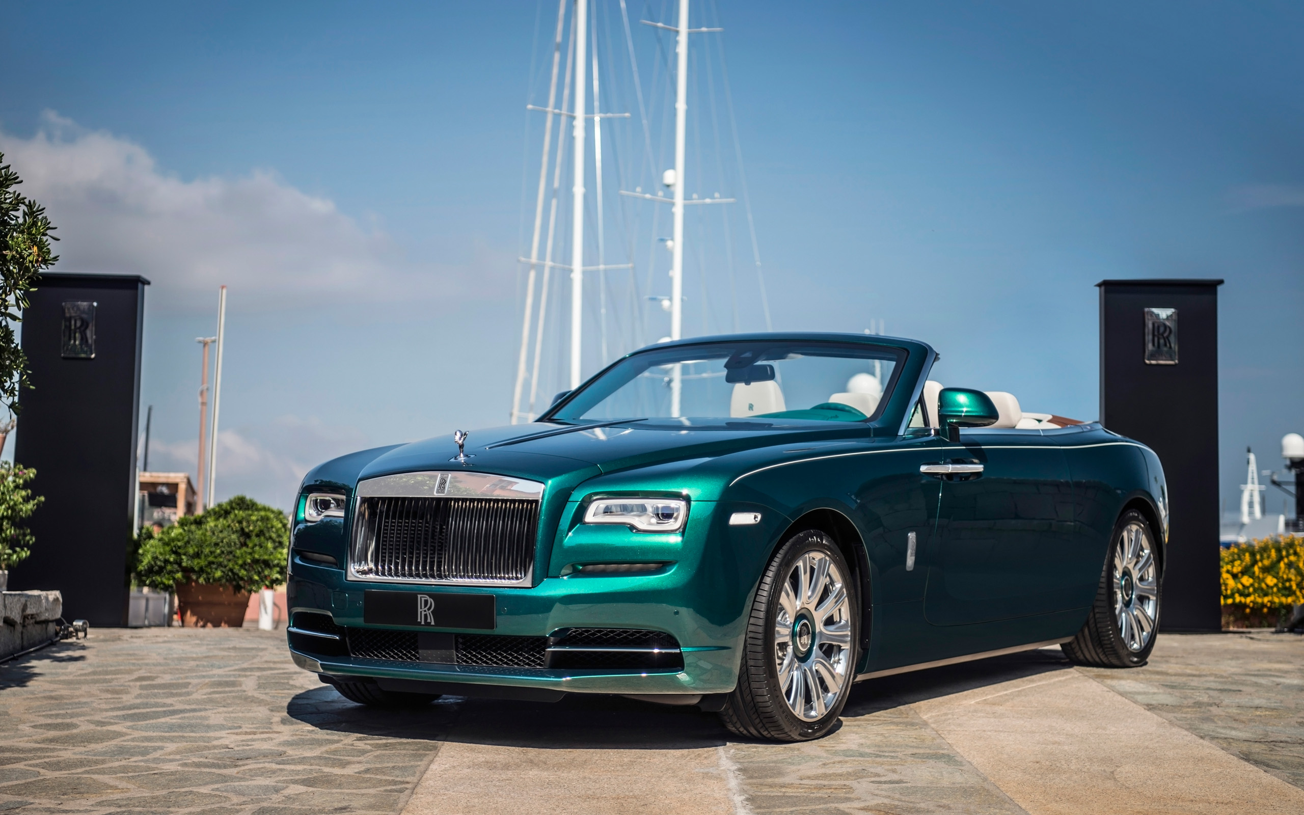 instant-luxury-rentals-rolls-royce-dawn-miami-beach-fl instant-luxury-rentals-rolls-royce-dawn-miami-beach-fl